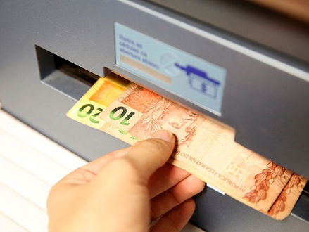 MANCHETE: Sétimo lote do abono salarial 2016 começa a ser pago hoje