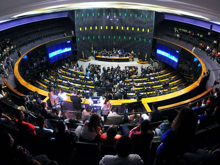 EXTRA: Honestidade de candidatos será prioridade para 72% dos brasileiros