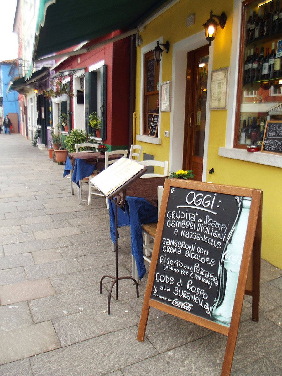 Burano utcája, tér-kép