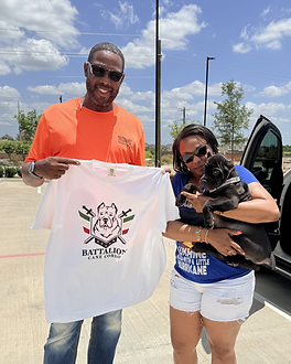 Thirlen meeting their puppy from the Legacy Litter for the first time at the pickup location.
