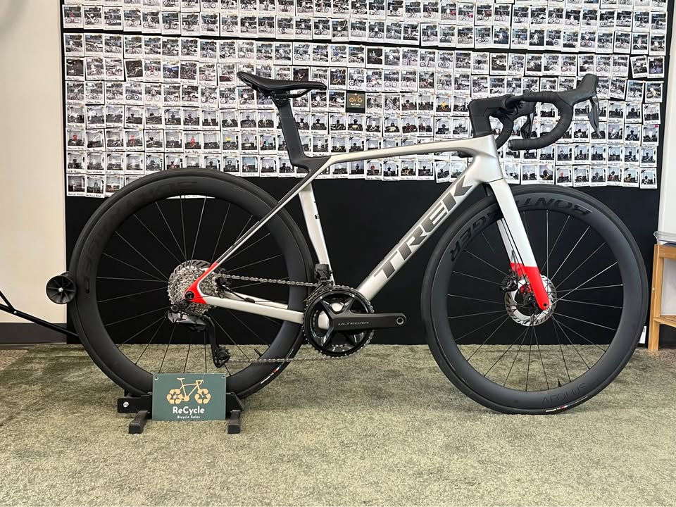 2025 Trek Madone SL7 (Gen 8) - 54cm