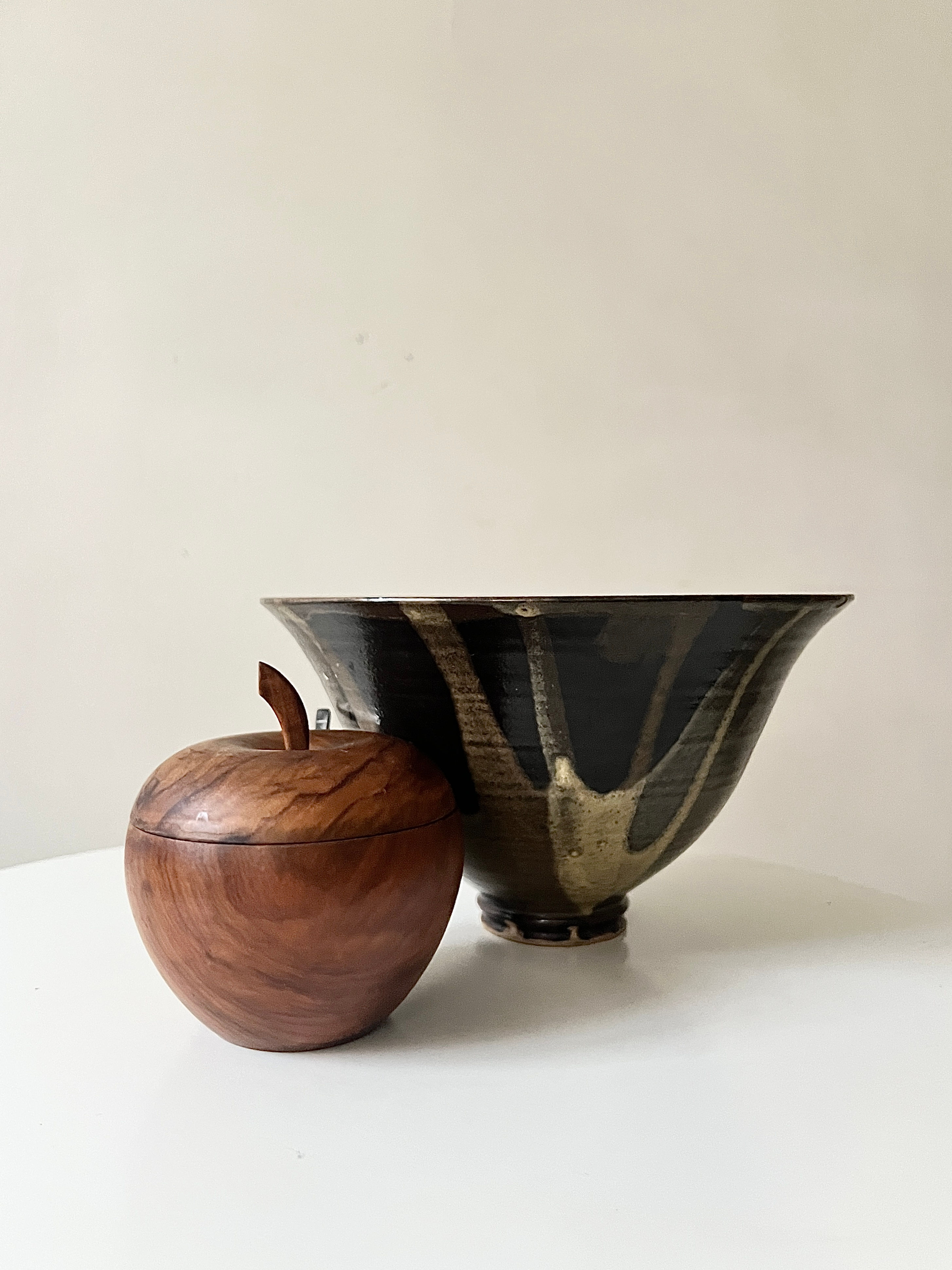 Sucrier pomme en bois d'olivier