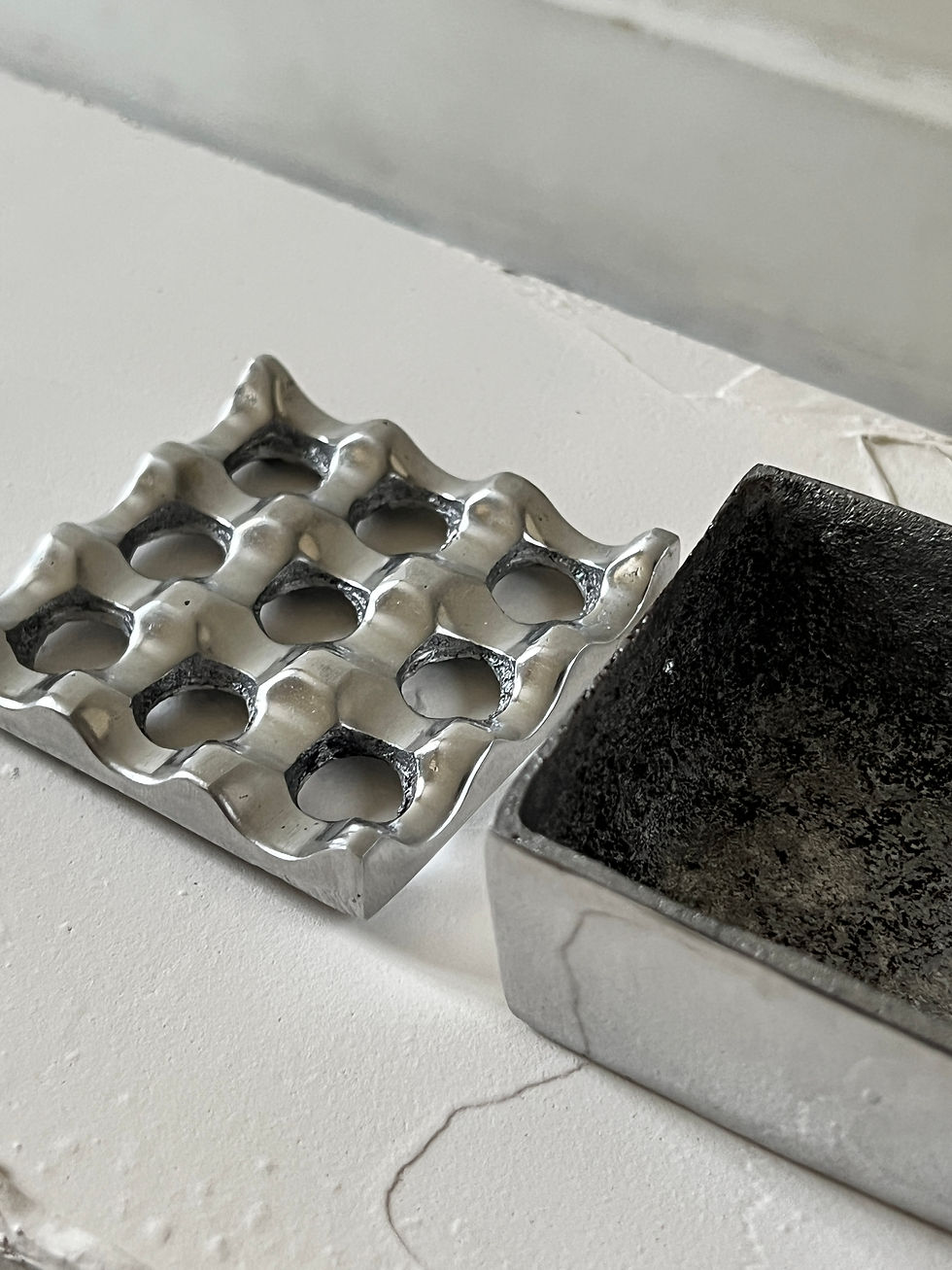 Miniature : Cendrier en métal chromé dlg ultima 15