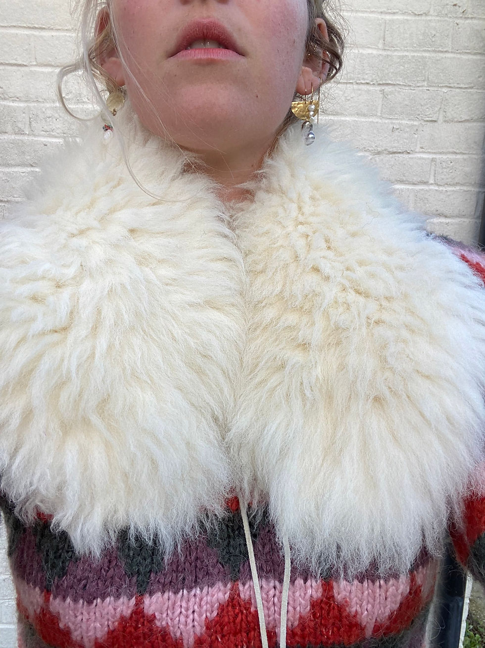 Thumbnail: Ivory Sheepskin Collar 