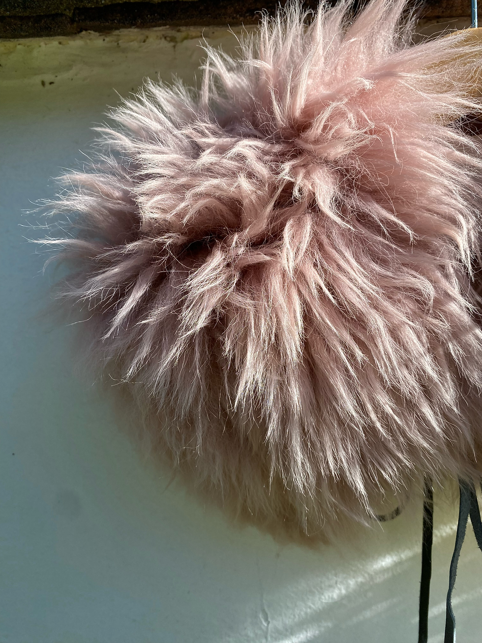 Thumbnail: Large Pink Sheepskin Collar