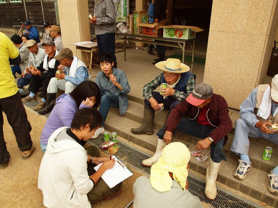 聞き取り(環境整備作業にも交流参加!)