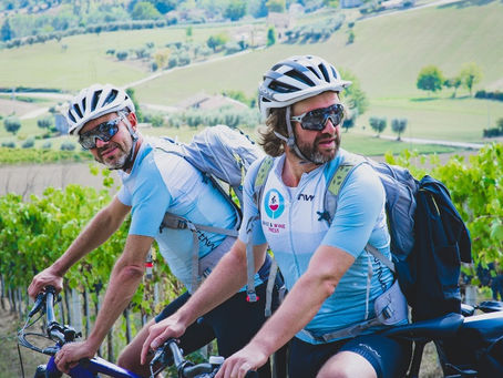 Bike & Wine Press "Le Famiglie Storiche" tour in bicicletta tra le vigne e le cantine