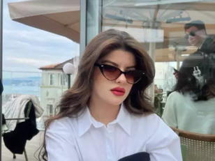 Ayşe Tokyaz cinayetiyle ilgili olarak eski polis Cemil Koç ve 6 şüpheli, emniyetteki işlemlerinin ardından adliyeye sevk edildi. Cinayetin ardındaki detaylar ve şüphelilerin ifadeleri gün yüzüne çıkmaya devam ediyor.