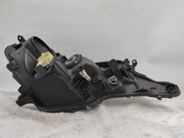 Thumbnail: TOYOTA RAV4 IV XA40 2013-2015 HALOGEN L.H.S HEADLIGHT ASSEMBLY