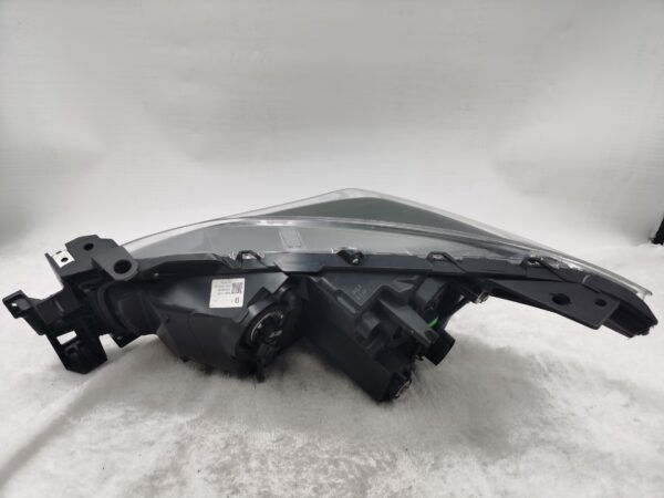 Thumbnail: MAZDA 3 2017-2018 HALOGEN R.H.S HEADLIGHT ASSEMBLY