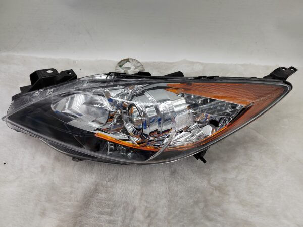 Thumbnail: MAZDA 3 2010-2013 HALOGEN L.H.S HEADLIGHT ASSEMBLY