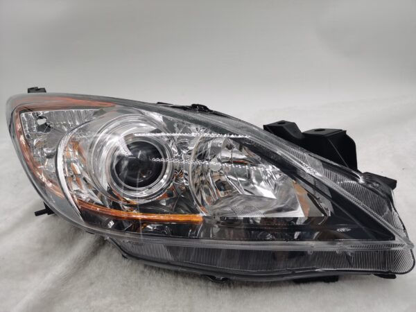 Thumbnail: MAZDA 3 2010-2013 HALOGEN R.H.S HEADLIGHT ASSEMBLY