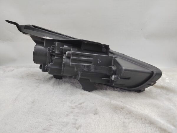 Thumbnail: HYUNDAI I30 GO 2017-2019 HALOGEN L.H.S HEADLIGHT ASSEMBLY