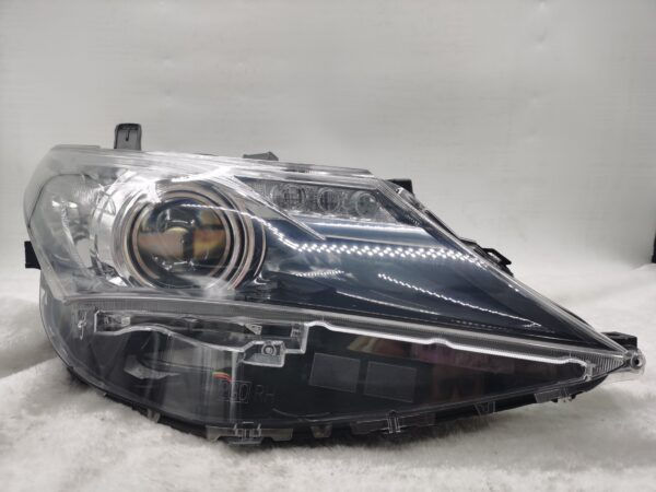 Thumbnail: TOYOTA COROLLA AURIS NZE181H 2012-2014 HALOGEN R.H.S HEADLIGHT ASSEMBLY