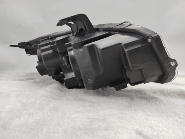 Thumbnail: HONDA CIVIC VTI-LX 2016-2021 HALOGEN L.H.S HEADLIGHT ASSEMBLY