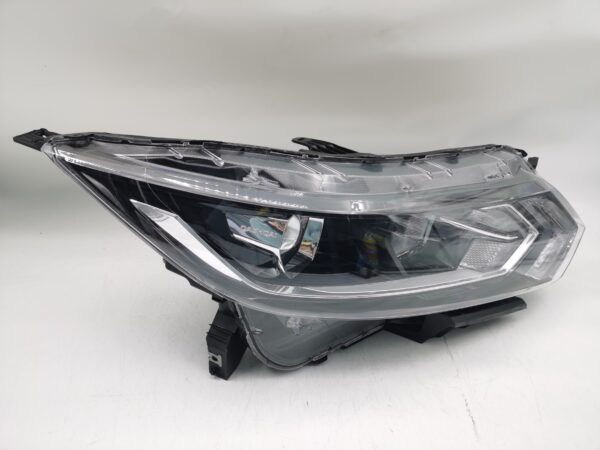 Thumbnail: NISSAN QASHQAI J11 2017-2020 HALOGEN R.H.S HEADLIGHT ASSEMBLY