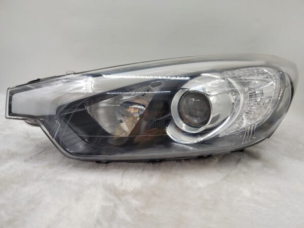 Thumbnail: KIA CERATO(FORTE) (K3) 2013-2015 LENS HALOGEN L.H.S HEADLIGHT ASSEMBLY