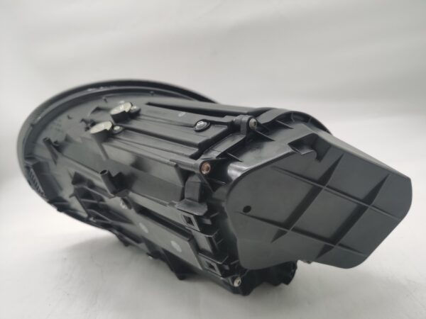 Thumbnail: PORSCHE 911 CARRERA 2005-2012 XENON R.H.S HEADLIGHT ASSEMBLY