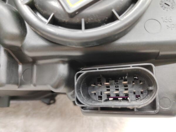 Thumbnail: MERCEDES-BENZ E-CLASS W207 2009-2012 XENON L.H.S HEADLIGHT ASSEMBLY