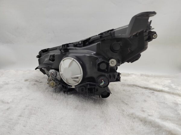 Thumbnail: LEXUS NX 200T 2015-2017 LED R.H.S HEADLIGHT ASSEMBLY