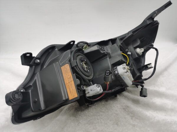 Thumbnail: SUBARU FORESTER 2009-2012 XENON R.H.S HEADLIGHT ASSEMBLY