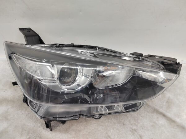 Thumbnail: MAZDA CX-3 2016-2018 HALOGEN R.H.S HEADLIGHT ASSEMBLY