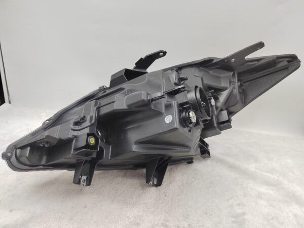 Thumbnail: MAZDA BT-50 2016-2019 HALOGEN R.H.S HEADLIGHT ASSEMBLY