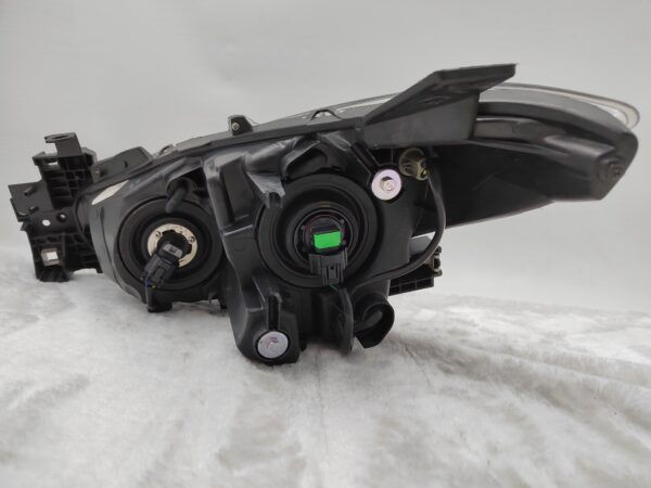 Thumbnail: MAZDA 3 2014-2016 HALOGEN R.H.S HEADLIGHT ASSEMBLY