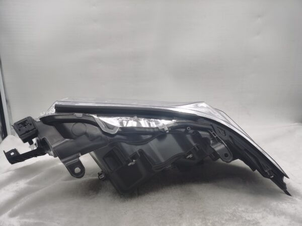 Thumbnail: TOYOTA LANDCRUISER 200 SERIES VDJ200R 2016-2021 LED R.H.S HEADLIGHT ASSEMBLY