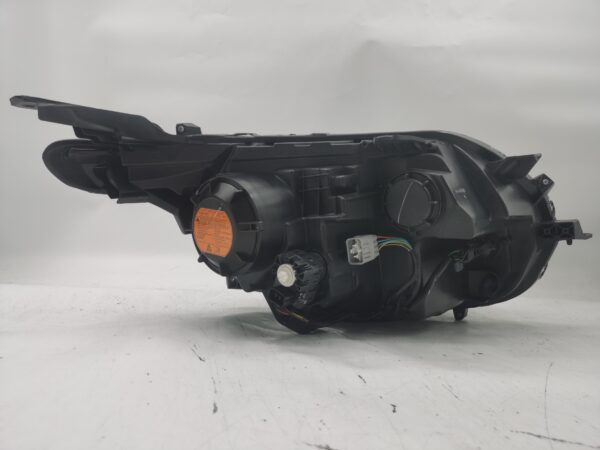 Thumbnail: MITSUBISHI TRITON L200 2015-2018 HALOGEN L.H.S HEADLIGHT ASSEMBLY