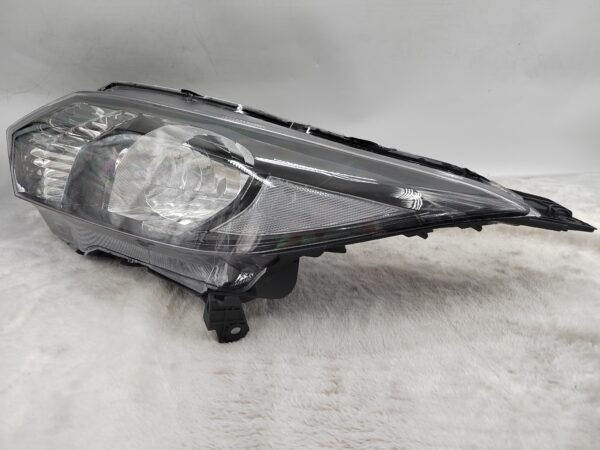 Thumbnail: HONDA HR-V 2015-2018 HALOGEN L.H.S HEADLIGHT ASSEMBLY