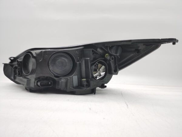 Thumbnail: FORD FOCUS D3 2012-2015 R.H.S HEADLIGHT ASSEMBLY