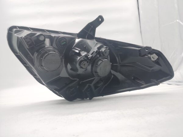 Thumbnail: HYUNDAI IMAX TQ-W 2007-2017 HALOGEN R.H.S HEADLIGHT ASSEMBLY