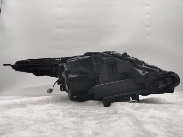 Thumbnail: LEXUS RX 350 2016-2019 LENS LED L.H.S HEADLIGHT ASSEMBLY