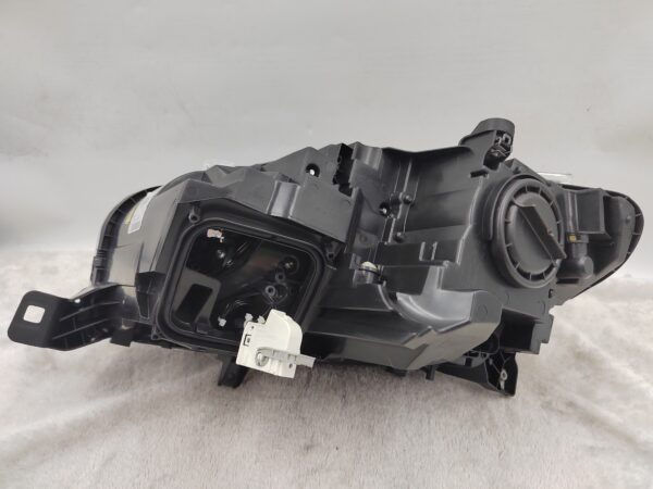 Thumbnail: MERCEDES-BENZ ML-CLASS W166 2011-2015 XENON R.H.S HEADLIGHT ASSEMBLY