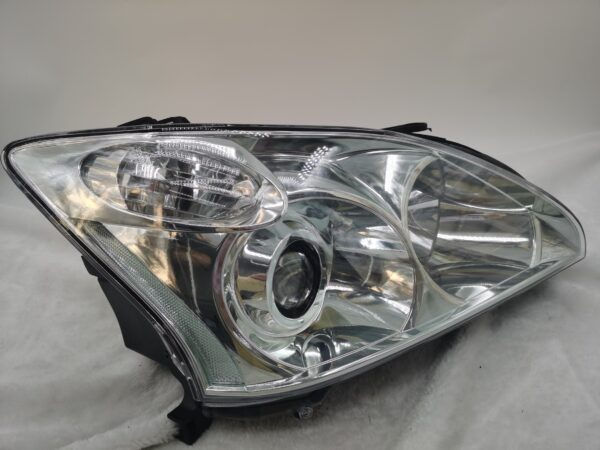 Thumbnail: LEXUS RX 330 (TOYOTA HARRIER) ACU30W HALOGEN 2003-2008 R.H.S HEADLIGHT ASSEMBLY