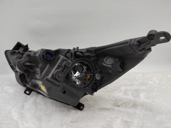 Thumbnail: HYUNDAI ACCENT RB 2015-2017 HALOGEN R.H.S HEADLIGHT ASSEMBLY