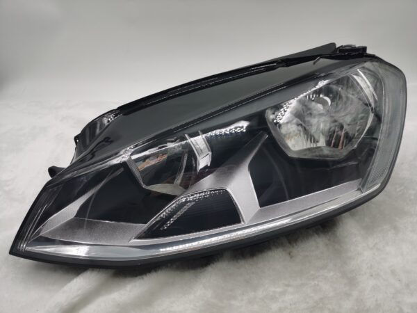 VOLKSWAGEN GOLF MK7 2014-2016 HALOGEN L.H.S HEADLIGHT ASSEMBLY