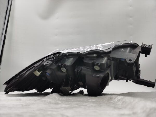 Thumbnail: TOYOTA LANDCRUISER 200 SERIES VDJ200R 2016-2021 LED L.H.S HEADLIGHT ASSEMBLY