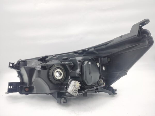 Thumbnail: TOYOTA HILUX REVO 2015-2019 LED R.H.S HEADLIGHT ASSEMBLY