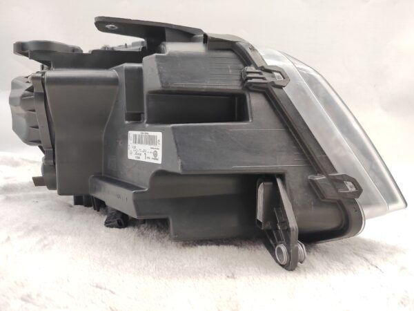 Thumbnail: VOLKSWAGEN AMAROK V6 2011-2021 XENON L.H.S HEADLIGHT ASSEMBLY