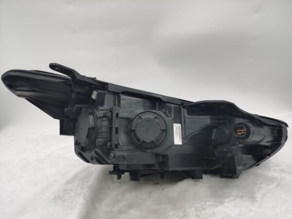 Thumbnail: HYUNDAI SANTA FE X 2016-2018 HALOGEN L.H.S HEADLIGHT ASSEMBLY