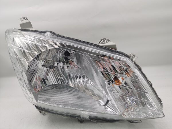 ISUZU D-MAX 2012-2015 HALOGEN R.H.S HEADLIGHT ASSEMBLY