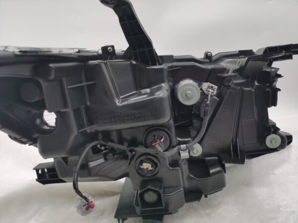 Thumbnail: TOYOTA LANDCRUISER PRADO 150 GDJ150R 2018-2022 LED L.H.S HEADLIGHT ASSEMBLY