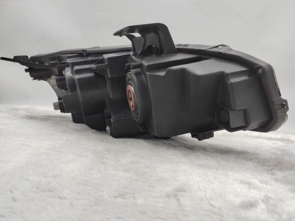 Thumbnail: HONDA CIVIC VTI-LX 2016-2021 HALOGEN L.H.S HEADLIGHT ASSEMBLY