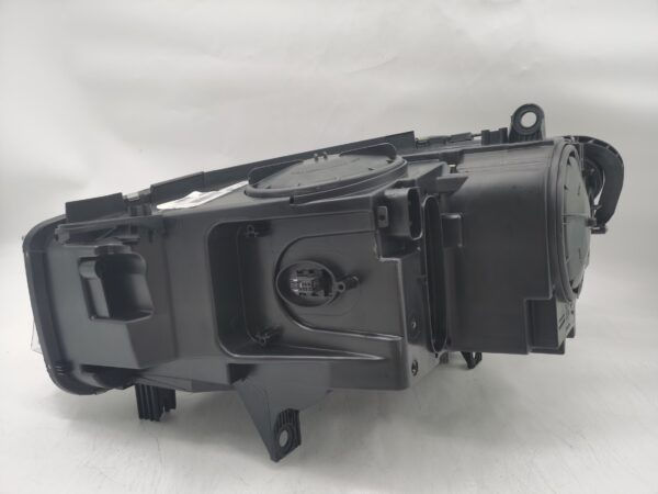 Thumbnail: BMW X5 F15 X6 F16 2014-2017 XENON R.H.S HEADLIGHT ASSEMBLY
