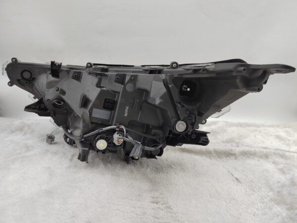 Thumbnail: TOYOTA RAV4 V XA50 2019-2021 LED R.H.S HEADLIGHT ASSEMBLY