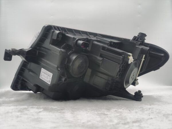 Thumbnail: VOLKSWAGON CRAFTER 2016-2022 HALOGEN R.H.S HEADLIGHT ASSEMBLY