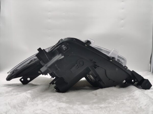 Thumbnail: MAZDA 3 2017-2018 HALOGEN R.H.S HEADLIGHT ASSEMBLY