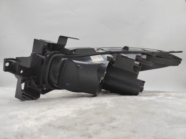 Thumbnail: MAZDA 3 2017-2018 HALOGEN R.H.S HEADLIGHT ASSEMBLY